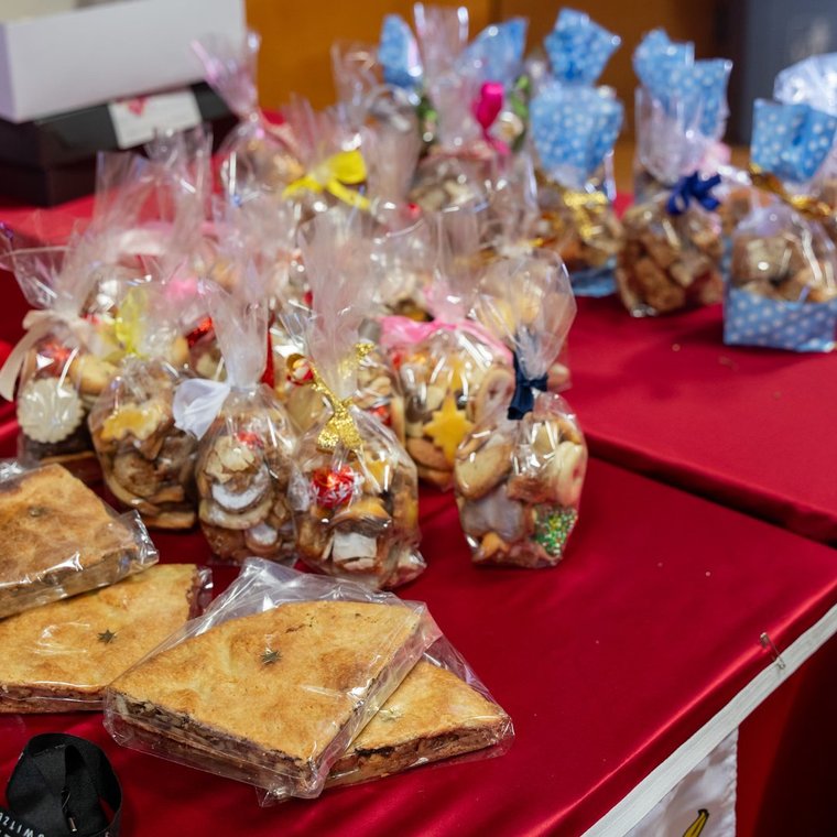 Adventskalender, Stollen & Weihnachtsgebäck – Traditioneller Christstollen, feines Weihnachtsgebäck und festliche Leckereien – wir zählen die Tage bis Weihnachten.