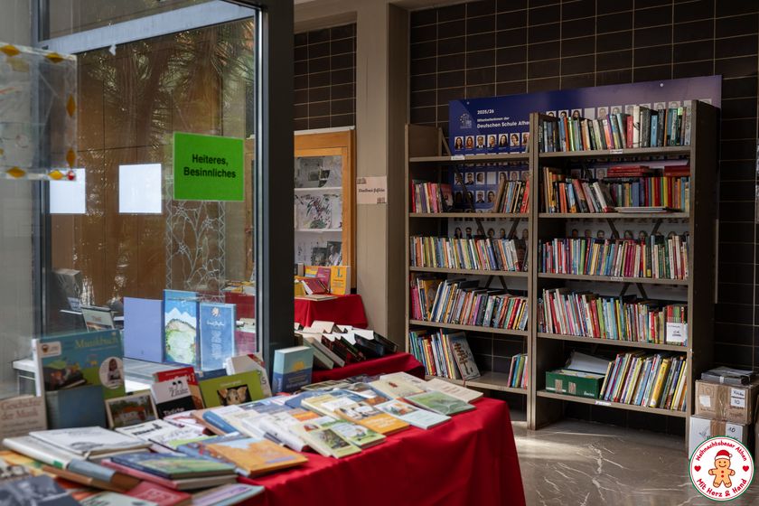 Στιγμή από το Χριστουγεννιάτικο Μπαζάρ Αθήνας 2025 (175) – Μπαζάρ Βιβλίων