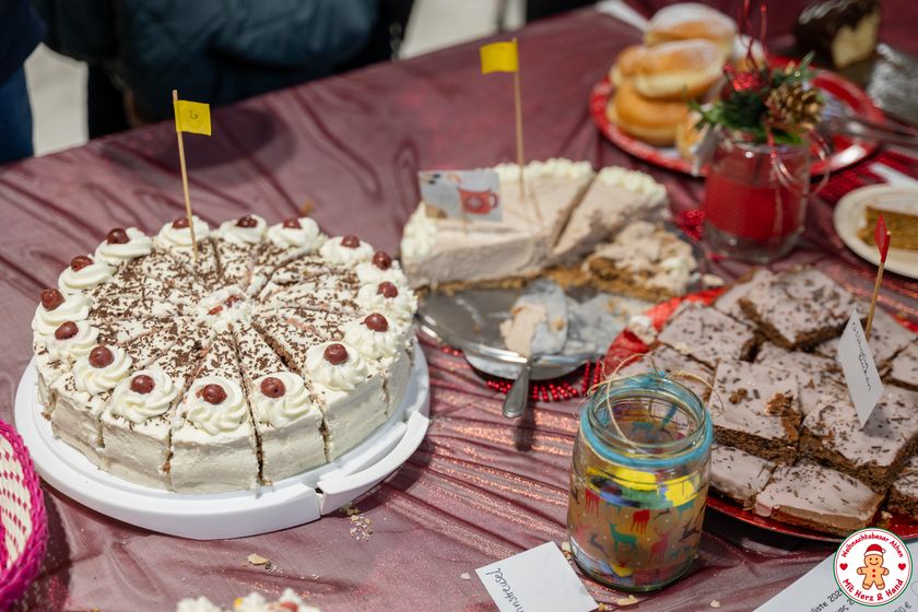 Στιγμή από το Χριστουγεννιάτικο Μπαζάρ Αθήνας 2025 (147) – Γλυκοί πειρασμοί