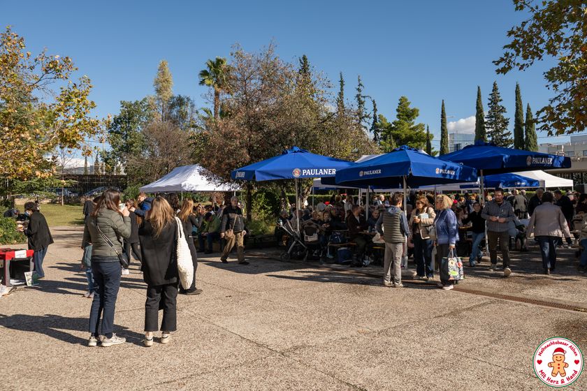 Στιγμή από το Χριστουγεννιάτικο Μπαζάρ Αθήνας 2025 (127) – Αλμυρές απολαύσεις